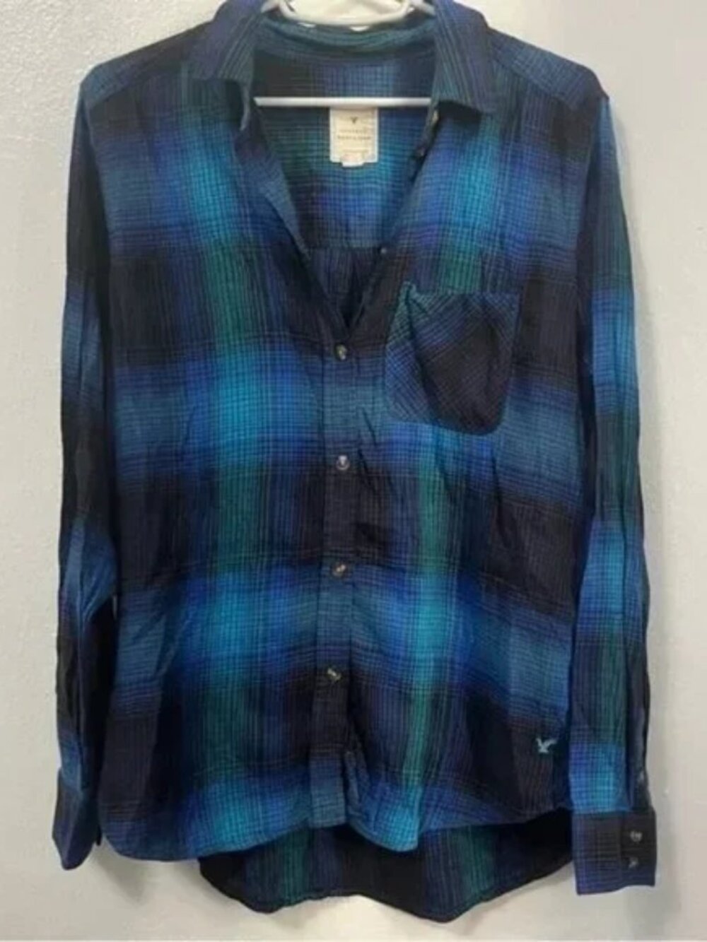 American Eagle “Vintage Boyfriend” Blue Hue Button Up Blouse Shirt